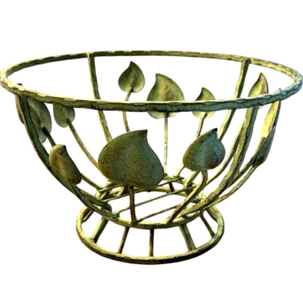 Unique Rustic Green Metal Fruit Basket Bowl w/Leaves-Indoor or Out on the Patio!